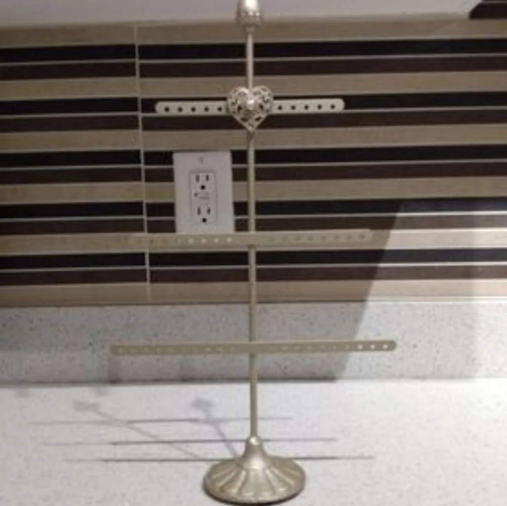 Modern Glam Earring Stand Holder Silver Jewelry Storage Holds Up to 46 Earrings